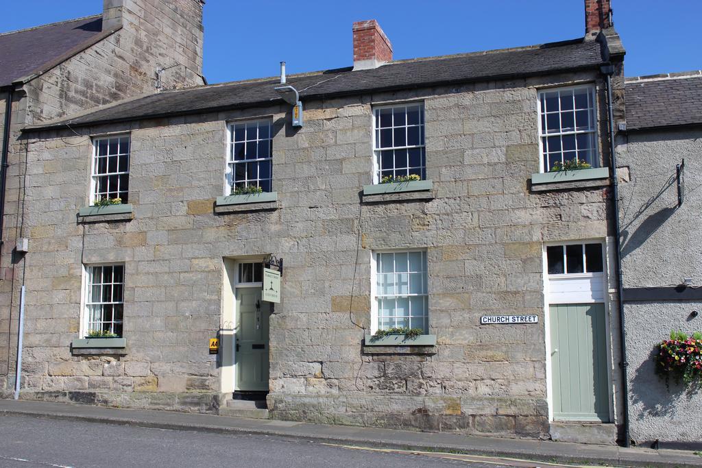 Market Cross Guest House Belford Esterno foto